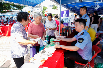 图说经济 咨询服务如何为社会发展注入新动能